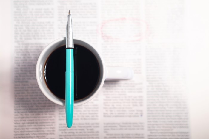 400TBL with coffee cup